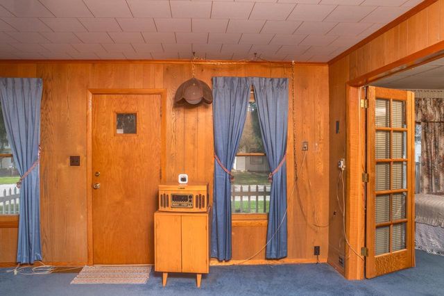 320 E PARK STREET, Neshkoro, WI 54960