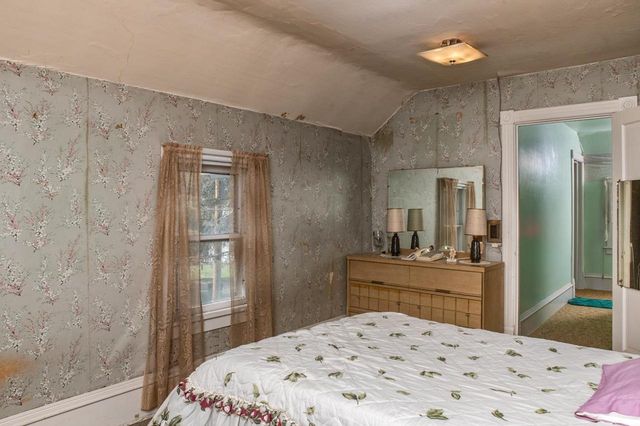 320 E PARK STREET, Neshkoro, WI 54960