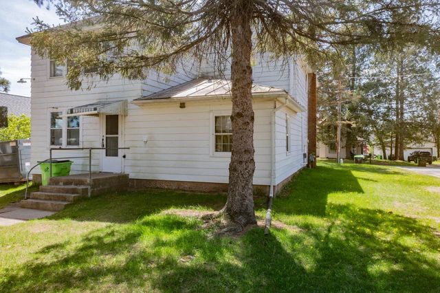 320 E PARK STREET, Neshkoro, WI 54960