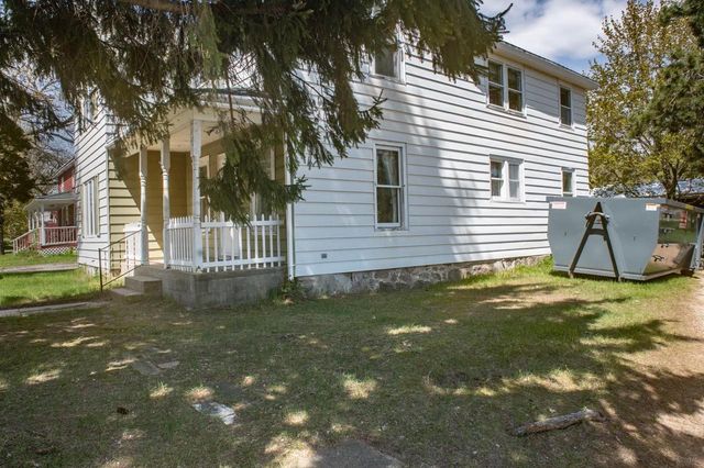 320 E PARK STREET, Neshkoro, WI 54960