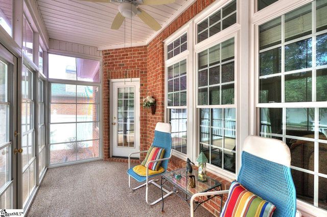 114 Banbury Circle, Simpsonville, SC 29681