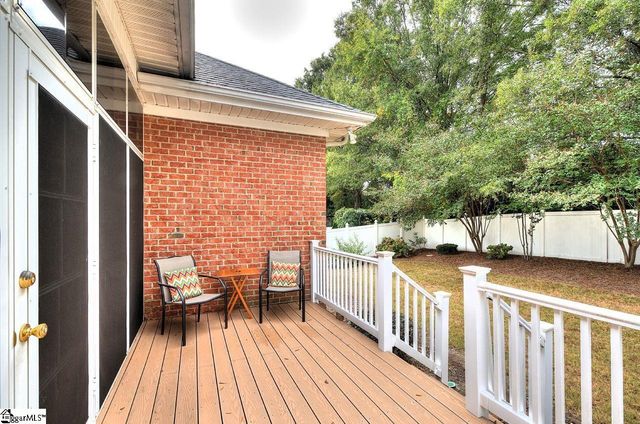 114 Banbury Circle, Simpsonville, SC 29681