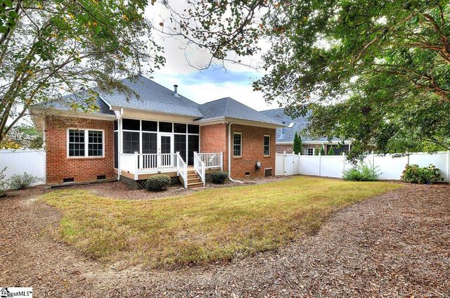 114 Banbury Circle, Simpsonville, SC 29681