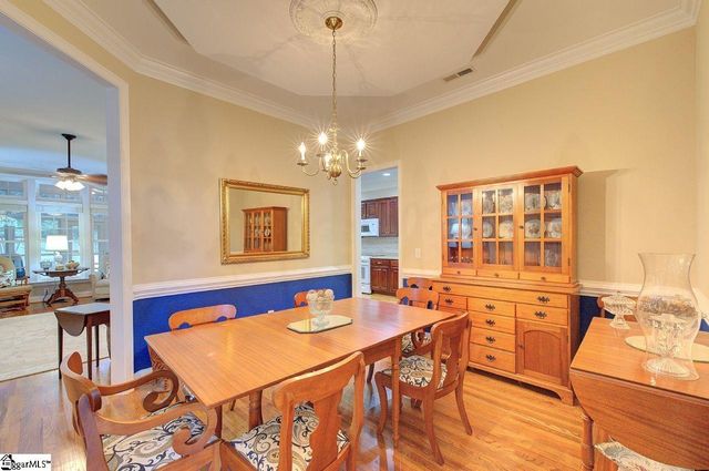 114 Banbury Circle, Simpsonville, SC 29681