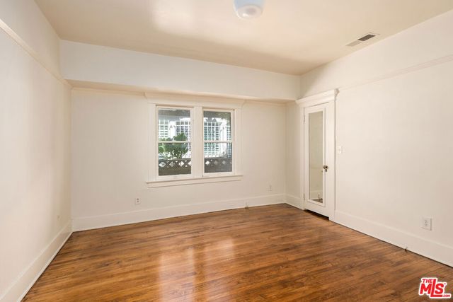 2332 W 31st Street, Los Angeles, CA 90018