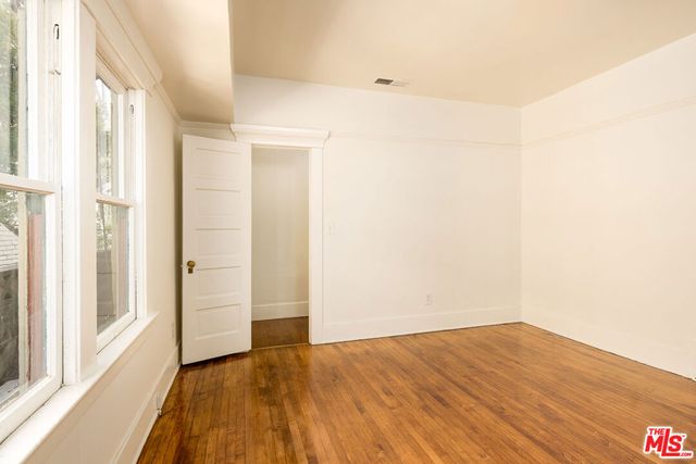 2332 W 31st Street, Los Angeles, CA 90018