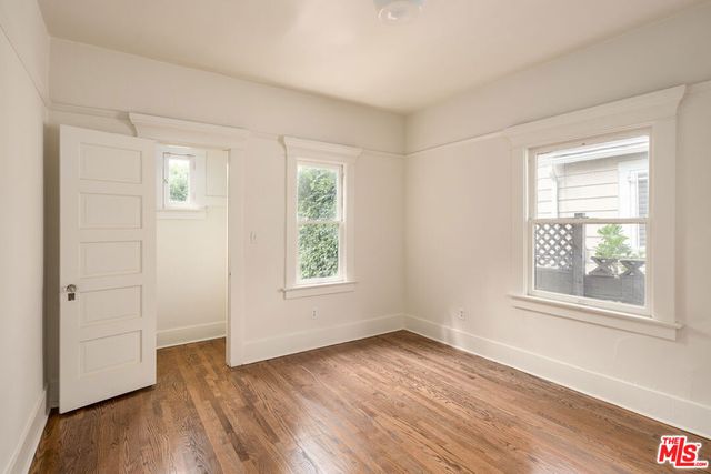 2332 W 31st Street, Los Angeles, CA 90018