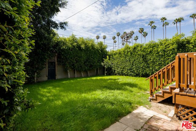 2332 W 31st Street, Los Angeles, CA 90018