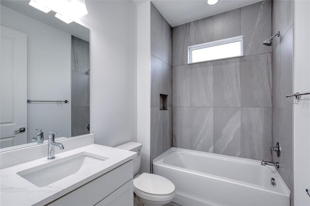 672 HANG LOOSE WAY, Daytona Beach, FL 32124