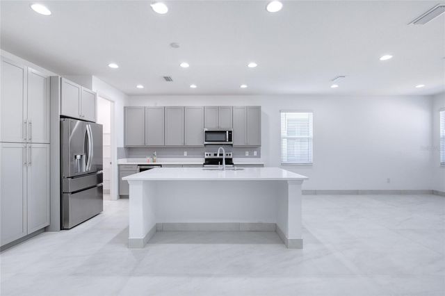 672 HANG LOOSE WAY, Daytona Beach, FL 32124