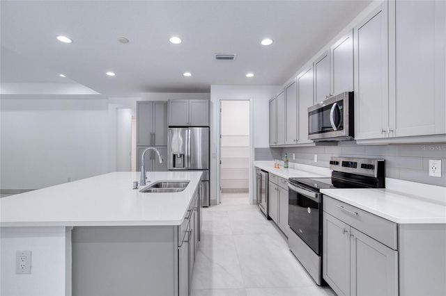 672 HANG LOOSE WAY, Daytona Beach, FL 32124