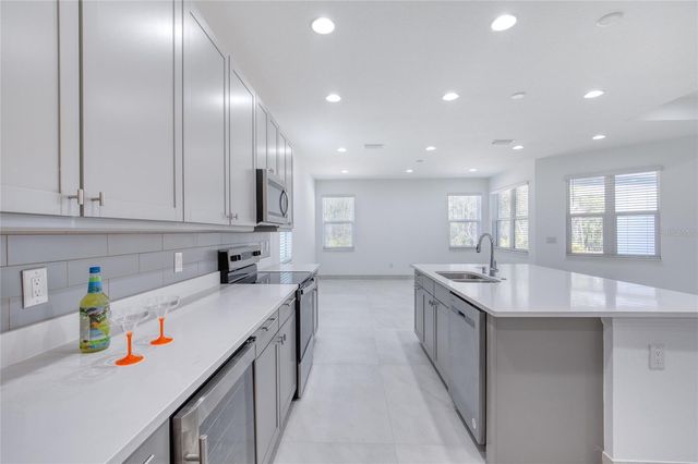 672 HANG LOOSE WAY, Daytona Beach, FL 32124