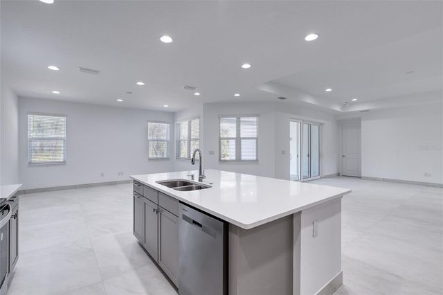 672 HANG LOOSE WAY, Daytona Beach, FL 32124