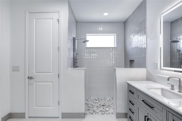 672 HANG LOOSE WAY, Daytona Beach, FL 32124