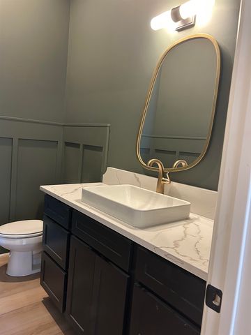 11270 E Quail Creek Rd, Derby, KS 67037