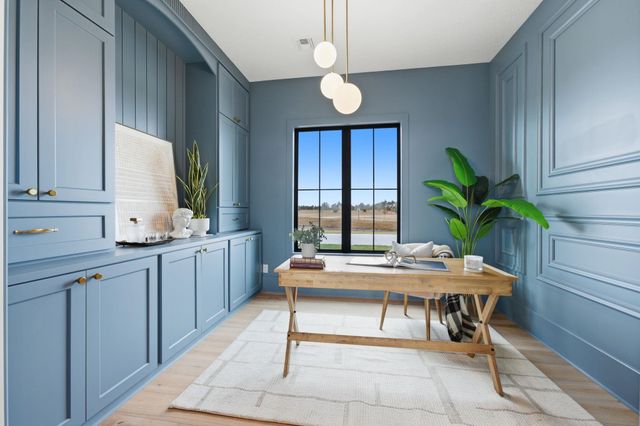 11270 E Quail Creek Rd, Derby, KS 67037