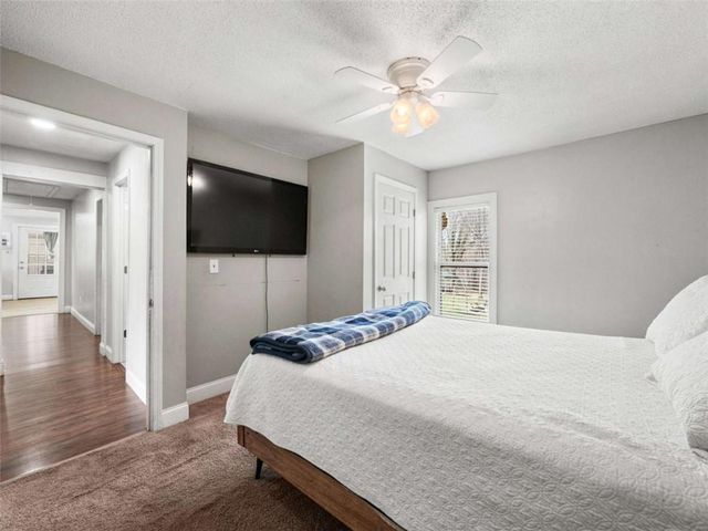 1183 E Ridge E Road, Gainesville, GA 30501