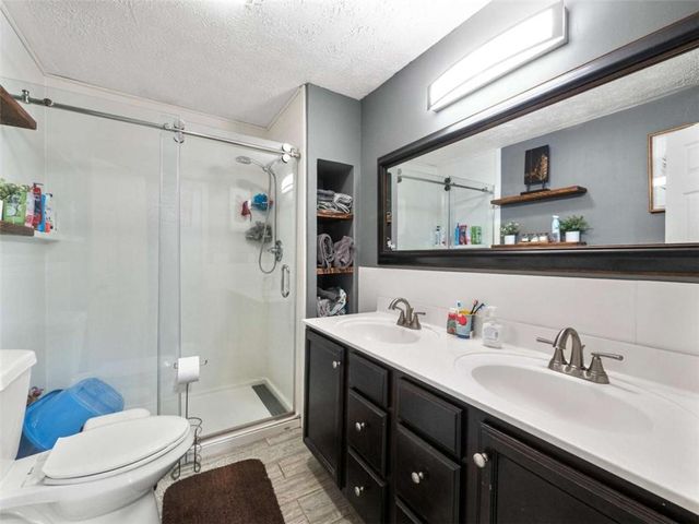 1183 E Ridge E Road, Gainesville, GA 30501