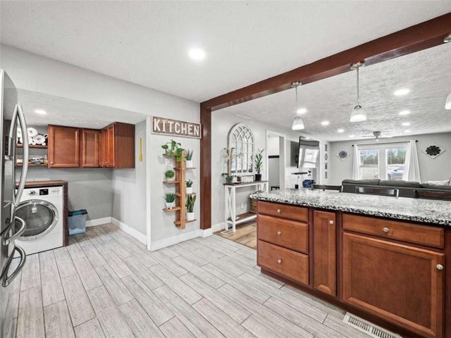 1183 E Ridge E Road, Gainesville, GA 30501