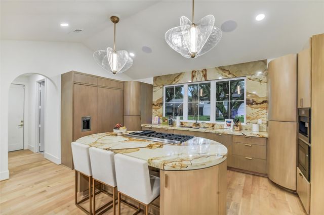9411 Millbury Drive, Houston, TX 77096