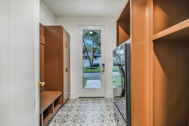9411 Millbury Drive, Houston, TX 77096