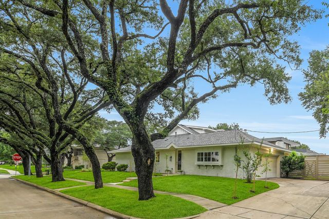 9411 Millbury Drive, Houston, TX 77096