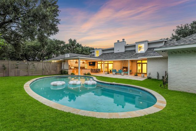 9411 Millbury Drive, Houston, TX 77096