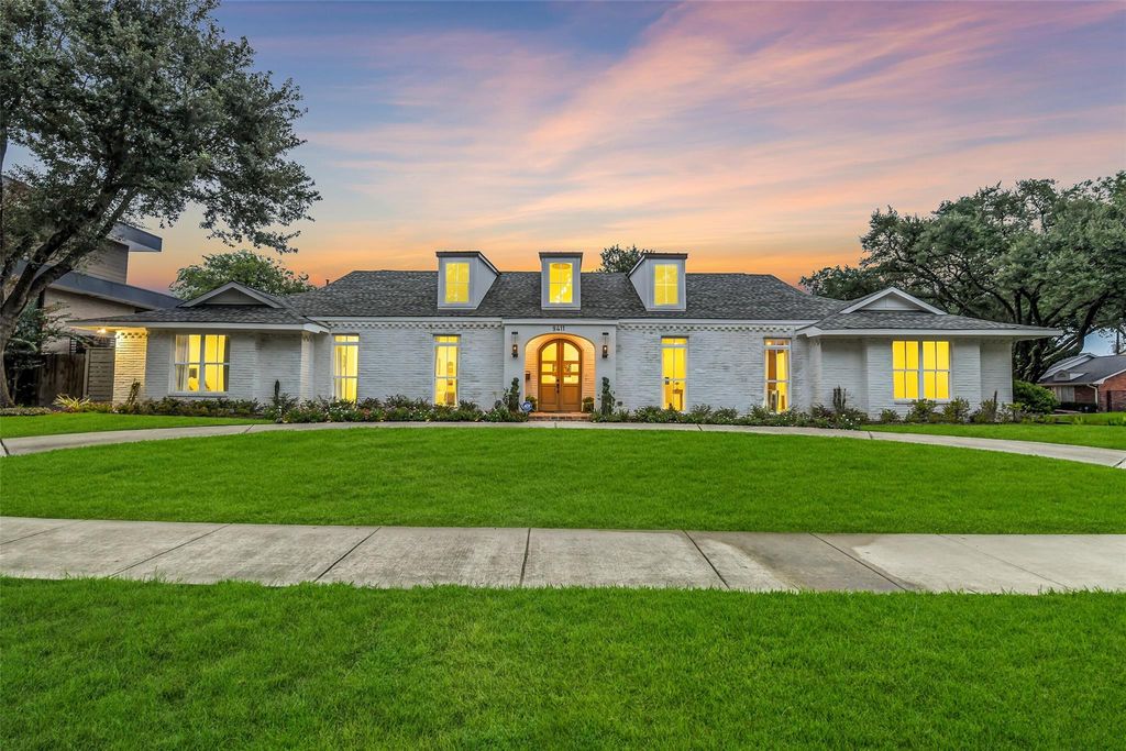 9411 Millbury Drive, Houston, TX 77096