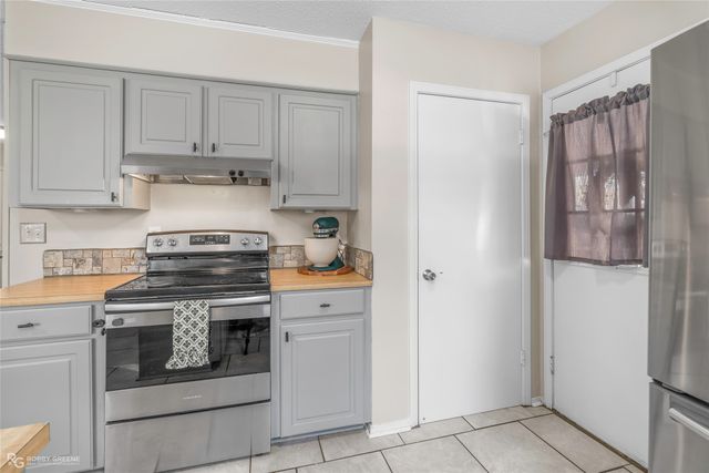 427 Cherry Oak Lane, Haughton, LA 71037