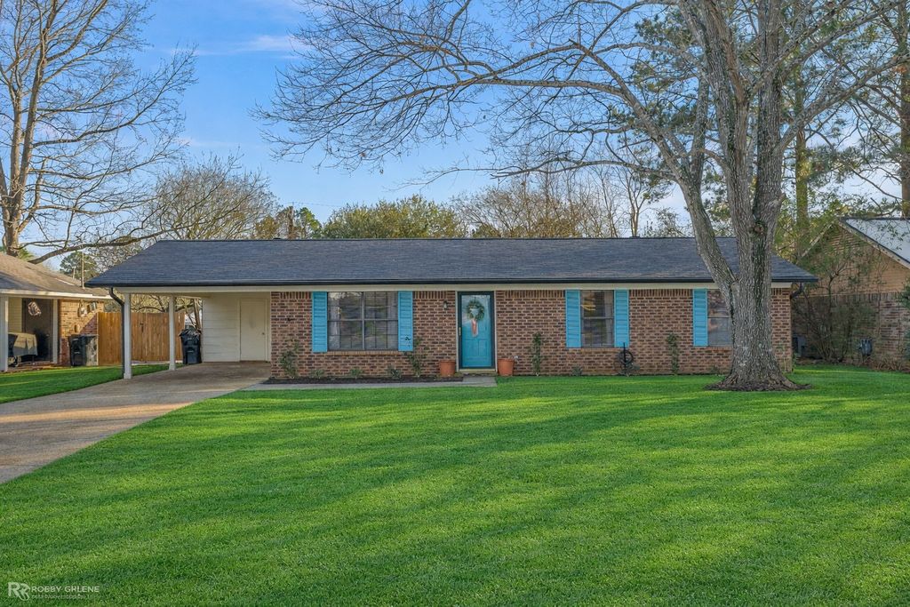 427 Cherry Oak Lane, Haughton, LA 71037