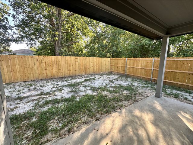 2307 Mcdougal Street, Greenville, TX 75401