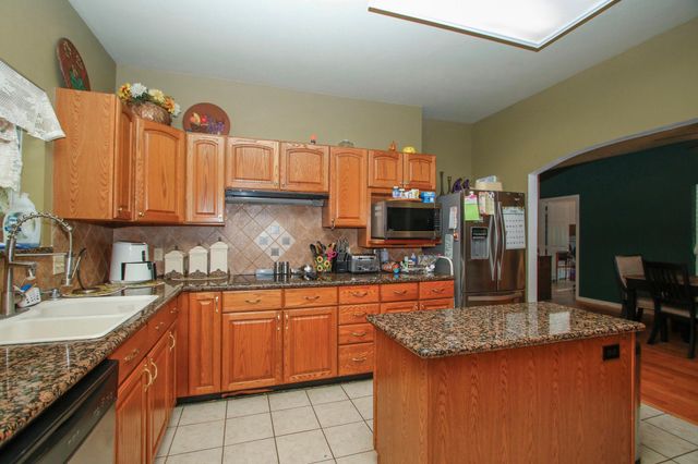 18631 Mink Lake Drive, Magnolia, TX 77355