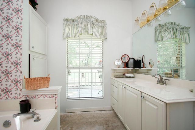 18631 Mink Lake Drive, Magnolia, TX 77355