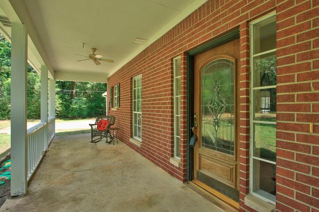 18631 Mink Lake Drive, Magnolia, TX 77355