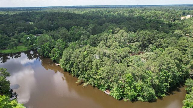 18631 Mink Lake Drive, Magnolia, TX 77355