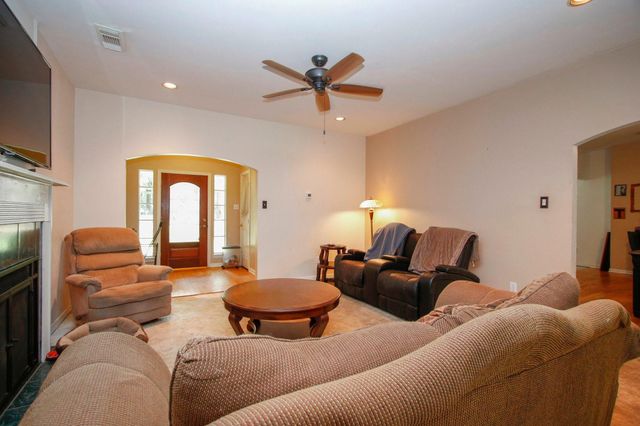 18631 Mink Lake Drive, Magnolia, TX 77355