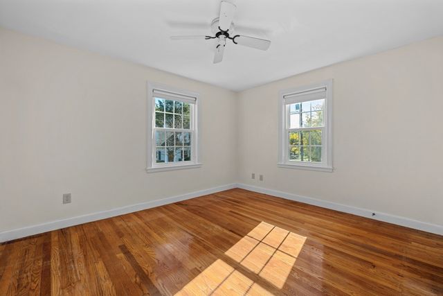 5 Winston Rd, Worcester, MA 01606