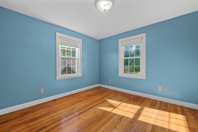5 Winston Rd, Worcester, MA 01606