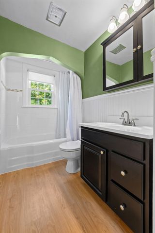 5 Winston Rd, Worcester, MA 01606