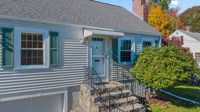 5 Winston Rd, Worcester, MA 01606