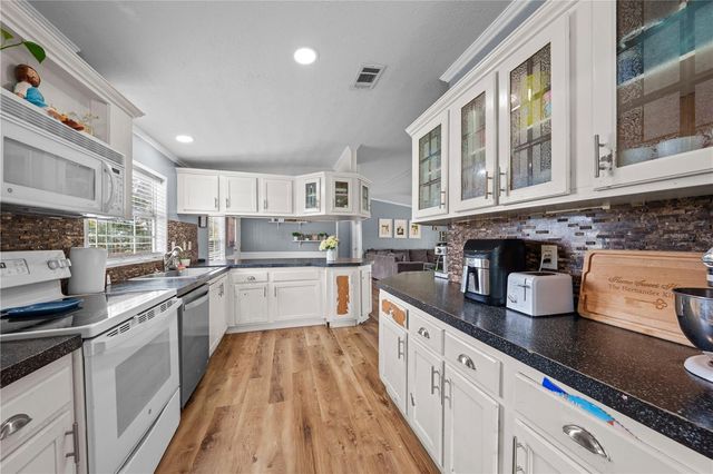6411 WOODS STREET, St Cloud, FL 34771