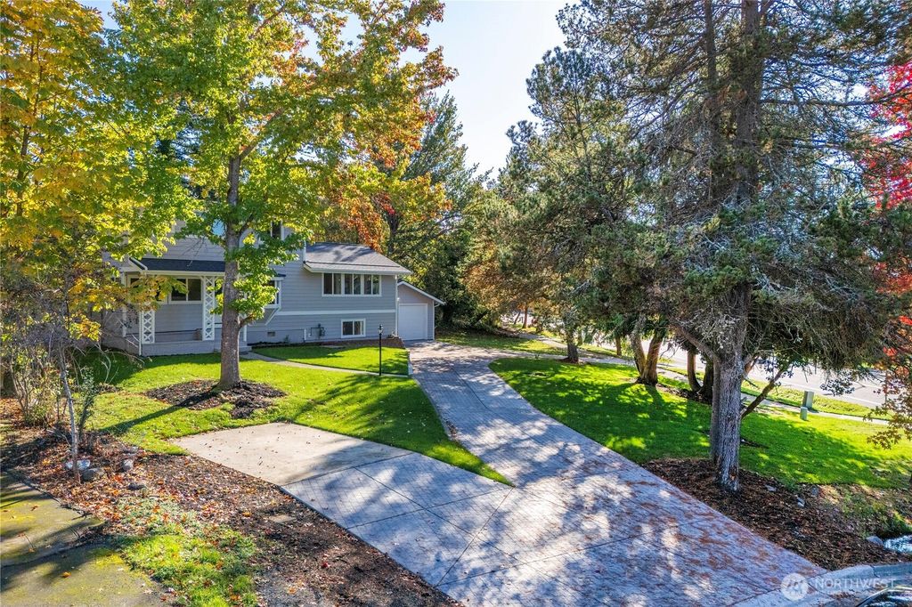 1106 Starling Street, Steilacoom, WA 98388