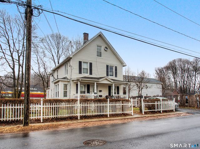 68 Rowan Street, Danbury, CT 06810