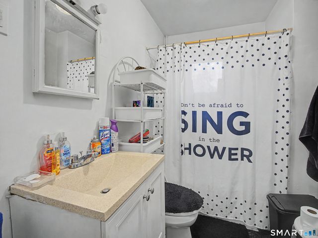 68 Rowan Street, Danbury, CT 06810