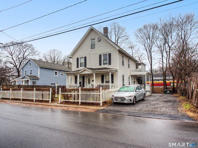 68 Rowan Street, Danbury, CT 06810