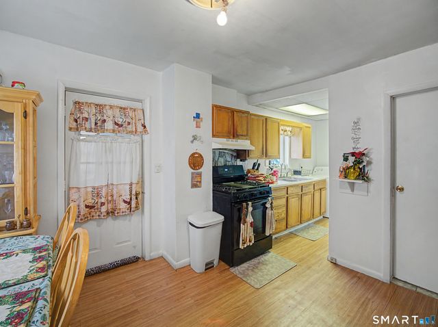 68 Rowan Street, Danbury, CT 06810