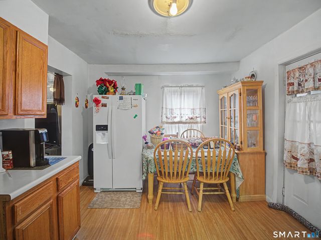 68 Rowan Street, Danbury, CT 06810