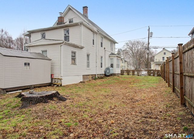 68 Rowan Street, Danbury, CT 06810