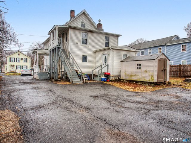 68 Rowan Street, Danbury, CT 06810