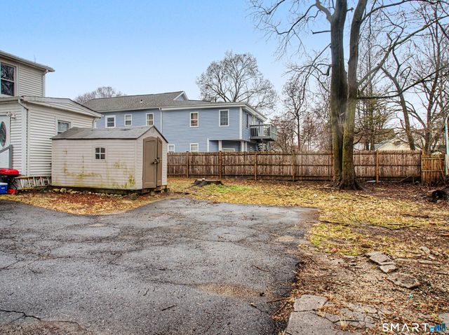 68 Rowan Street, Danbury, CT 06810